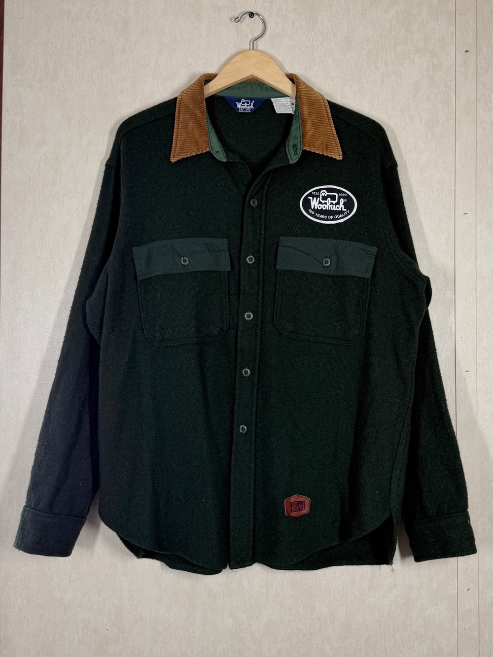 Woolrich Men’s Vintage Wool Blend Button Front Shirt Corduroy Collar in Green XL
